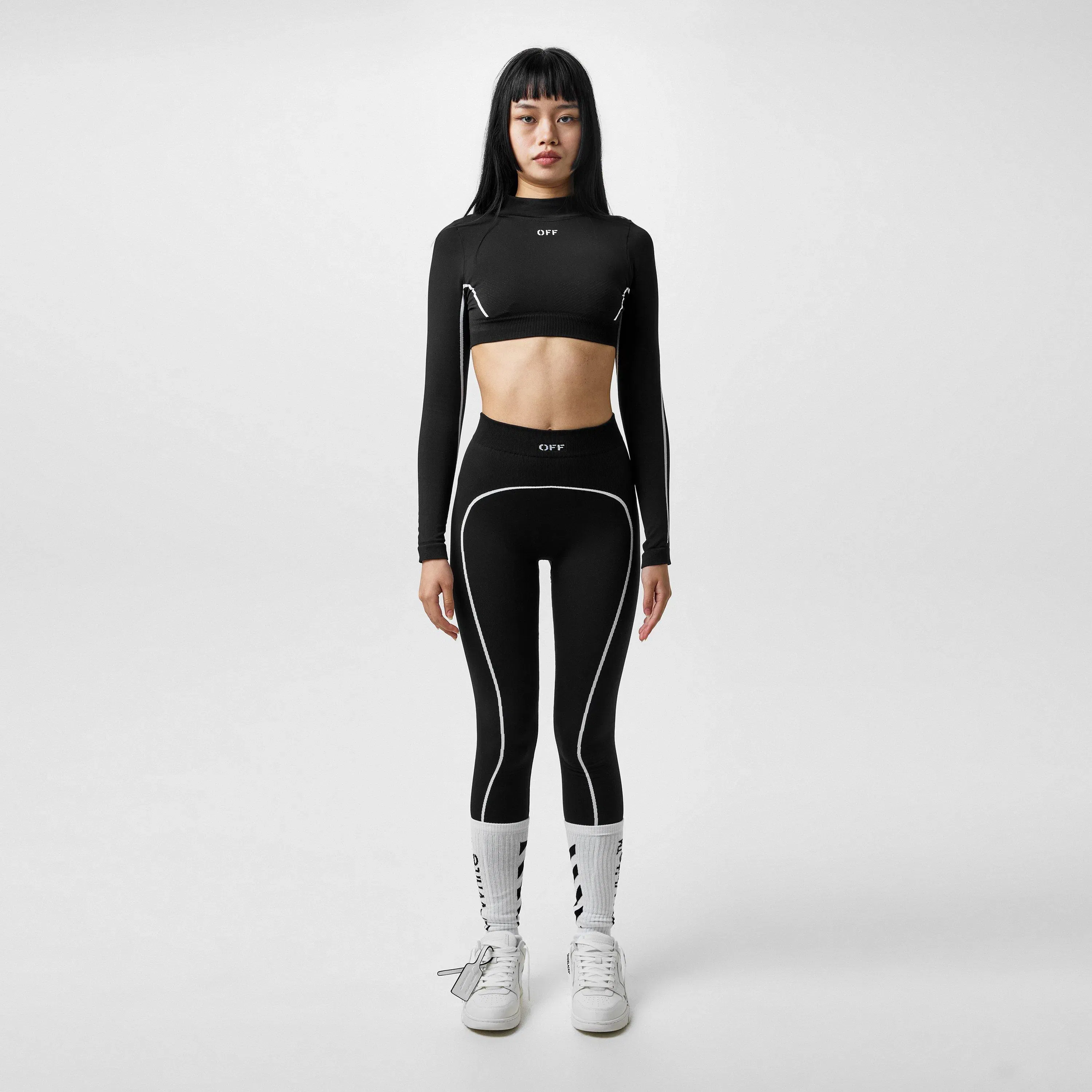 Long Sleeve Seamless Logo Crop Top