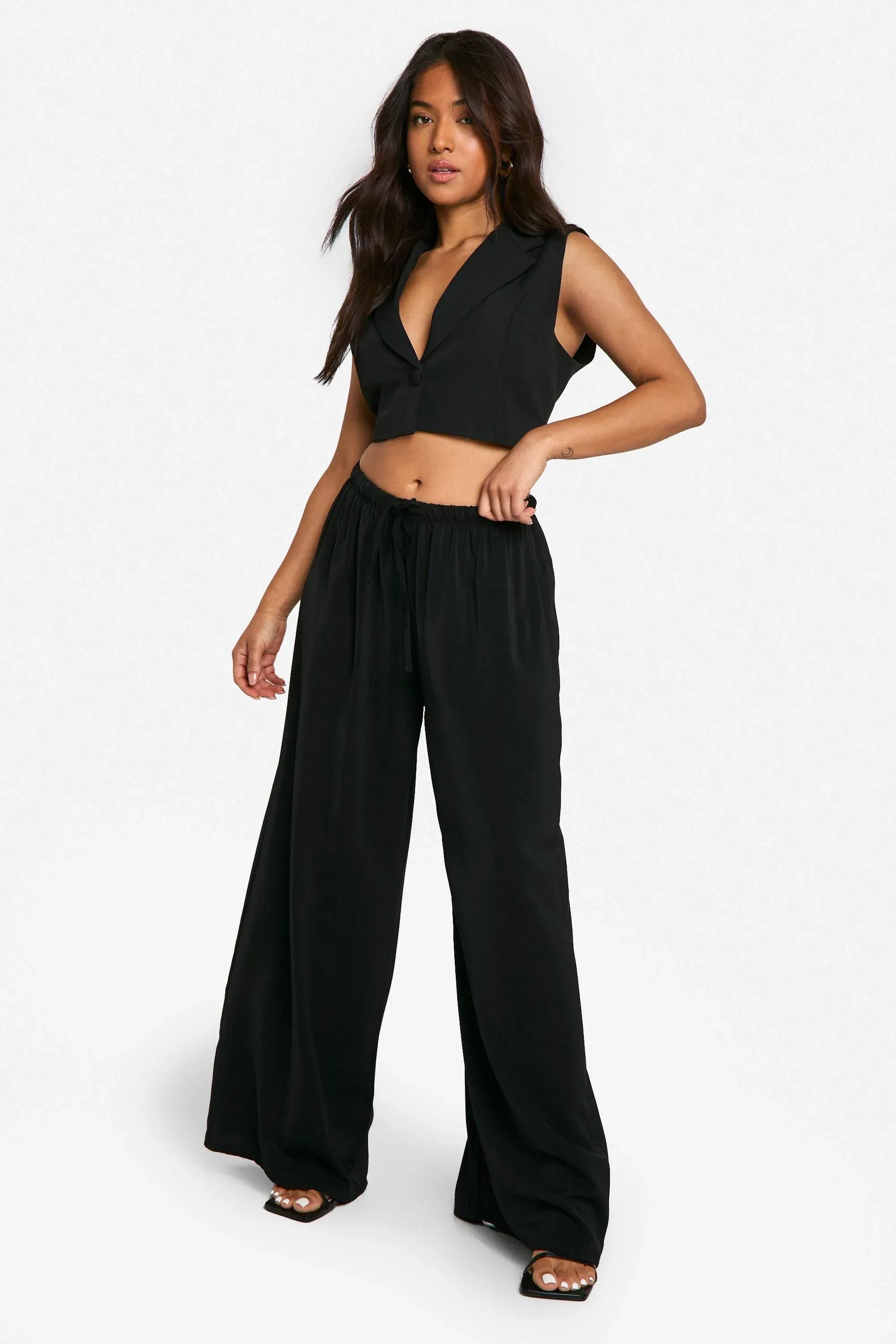 Petite Woven Wide Leg Trousers