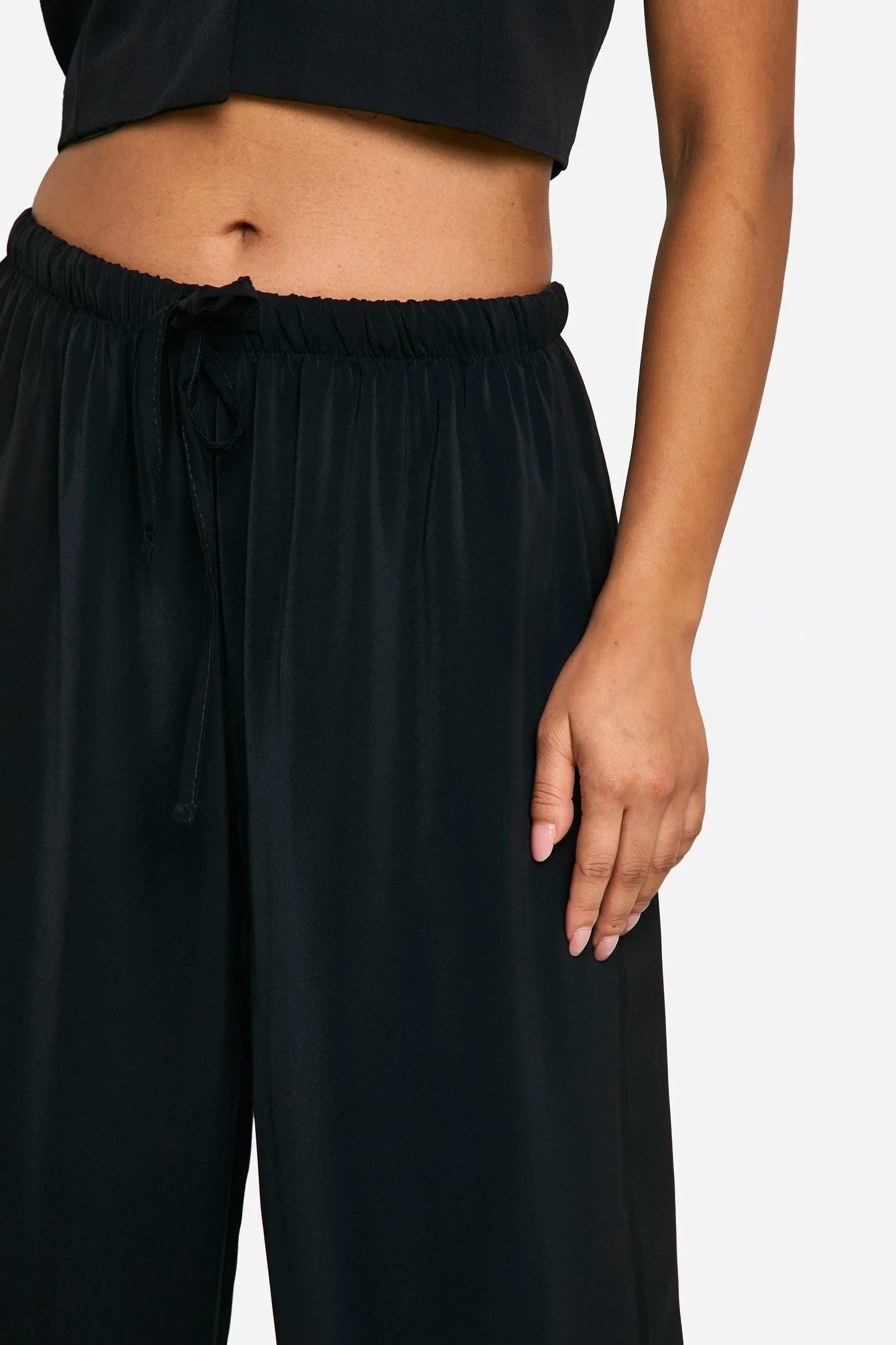 Petite Woven Wide Leg Trousers