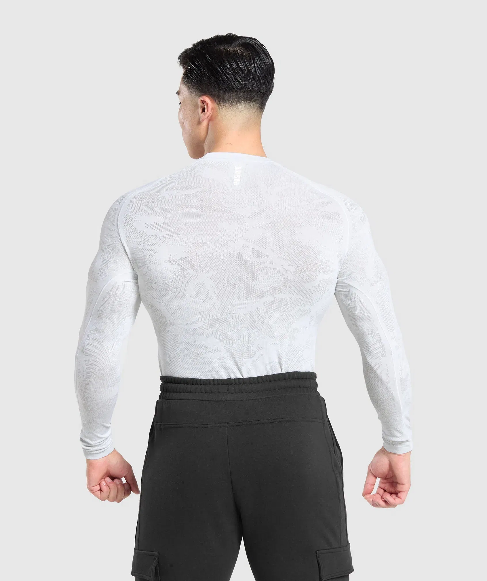 Gymshark Geo Seamless Long Sleeve T-Shirt - White/Light Grey
