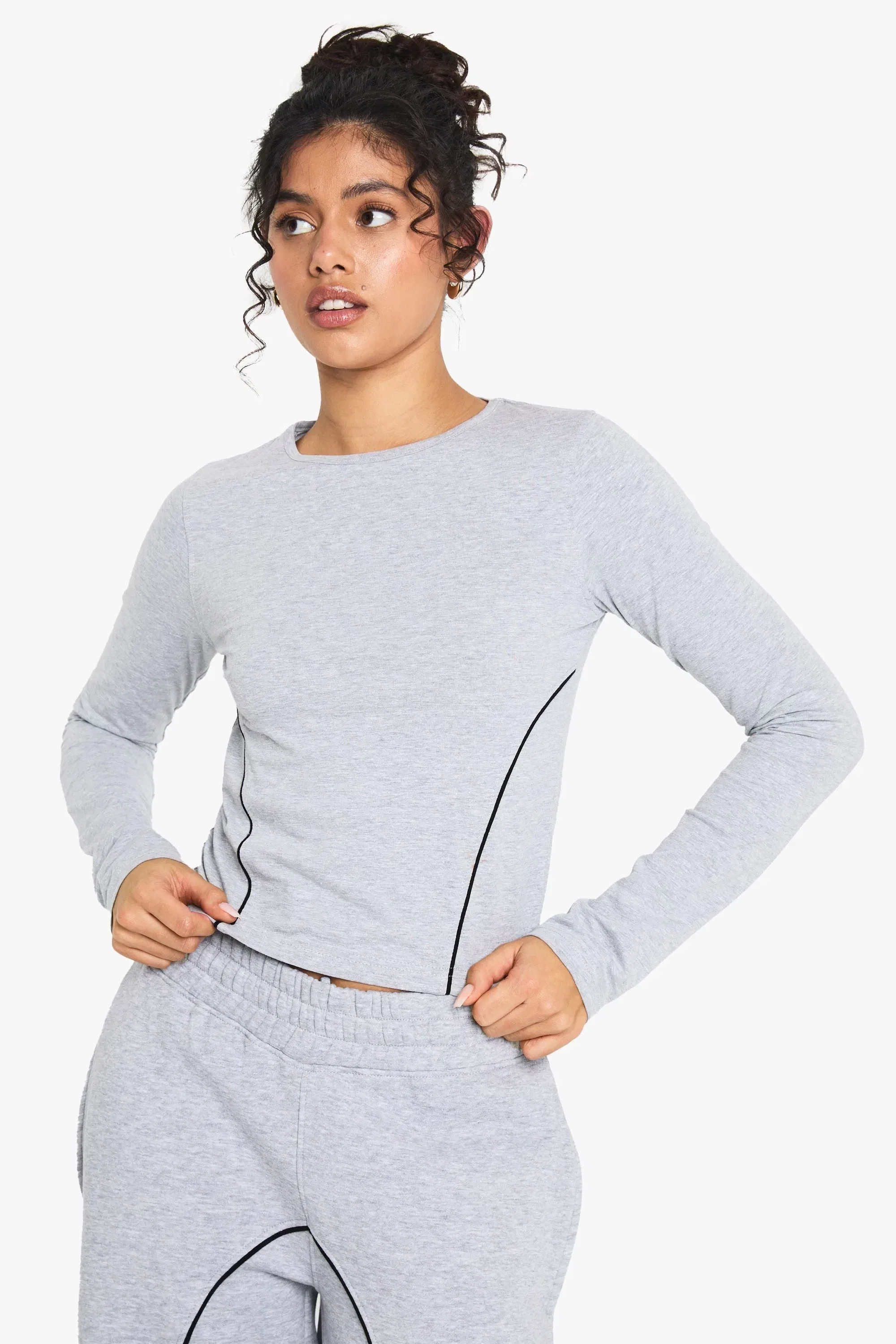 Contrast Piping Detail Long Sleeve Top