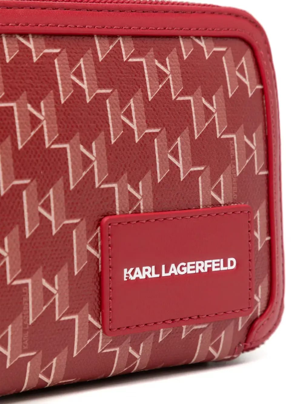 Voyage crossbody bag