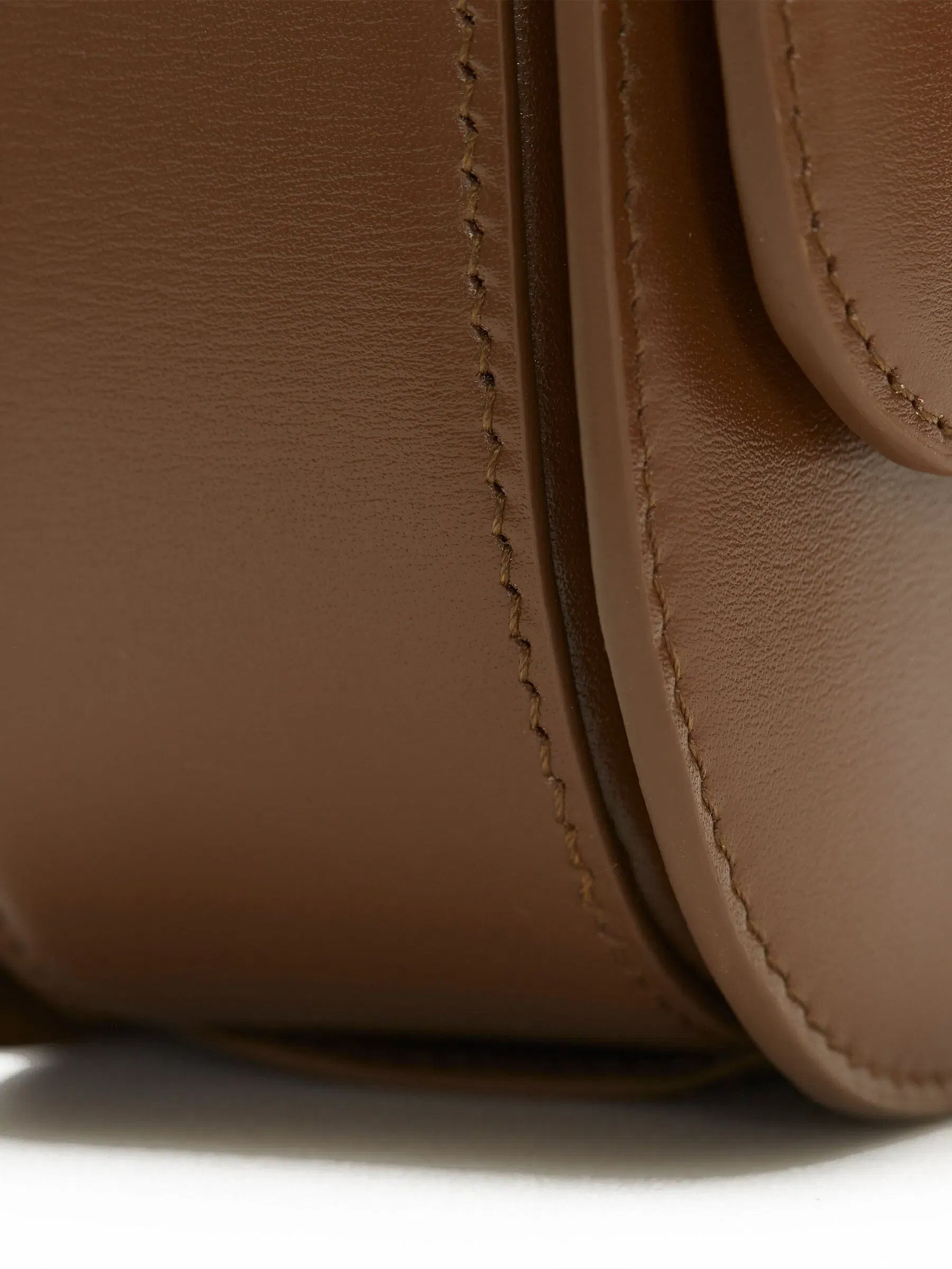 Songmont Medium Reset Tofu Bag Caramel