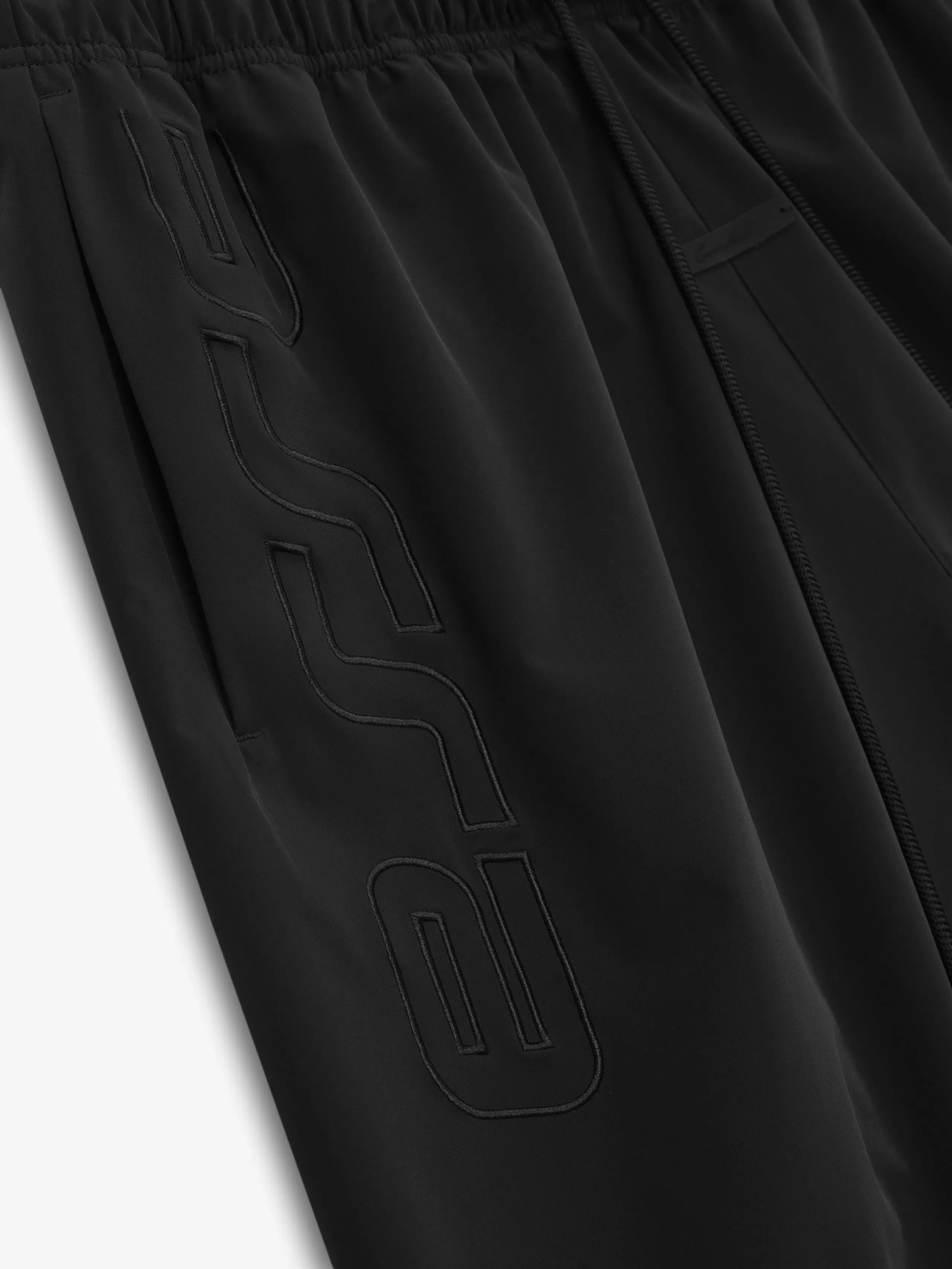 Essentials Active Trace Relaxed Short Vintage Black