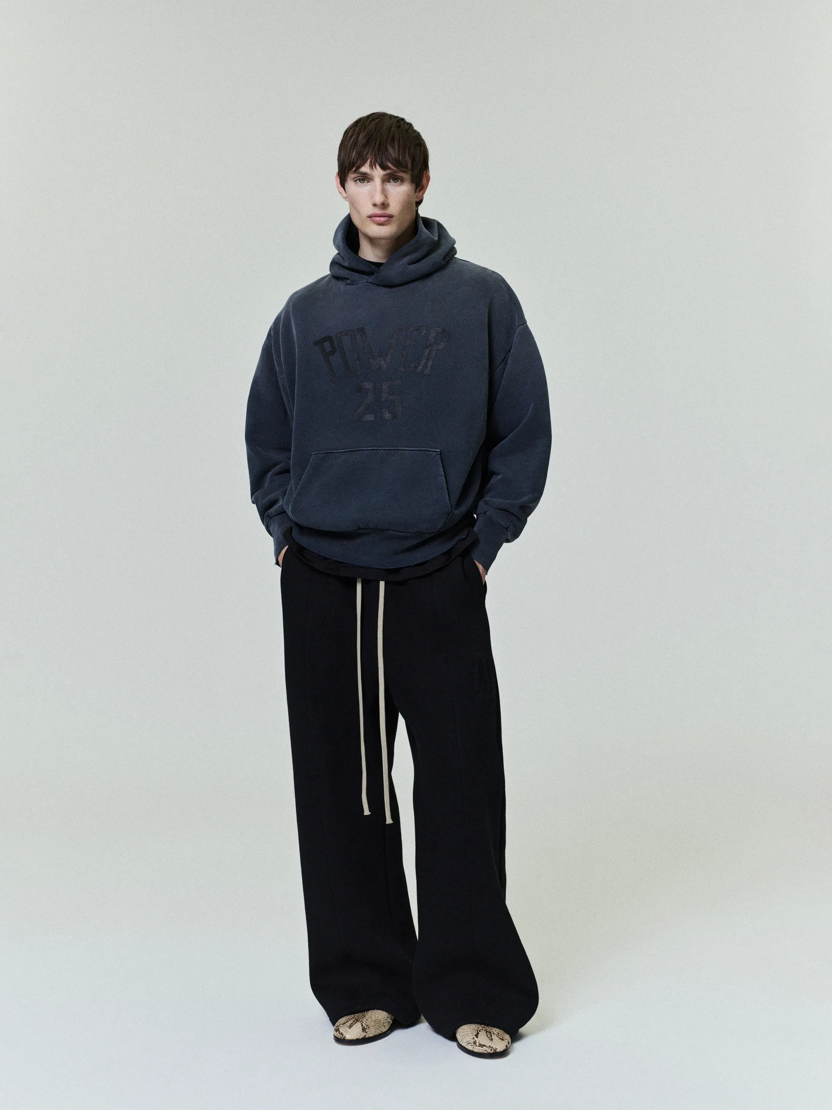 Essentials Vintage Power 25 Hoodie Black
