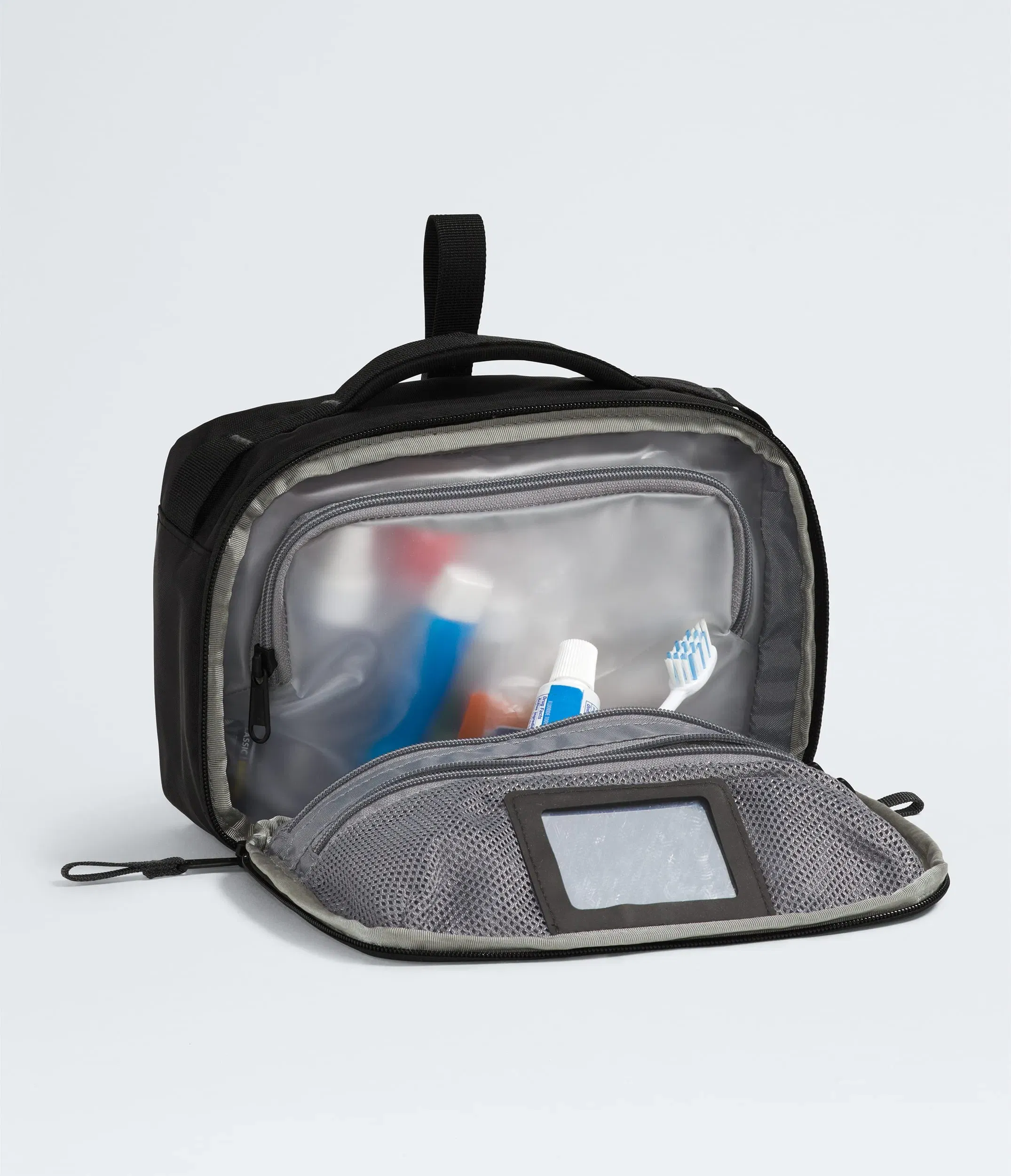 The North Face Base Camp™ Voyager Toiletry Kit TNF Black