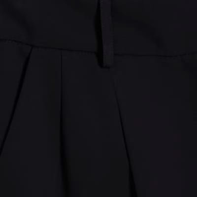 Black Pleated Barrel Leg Trousers