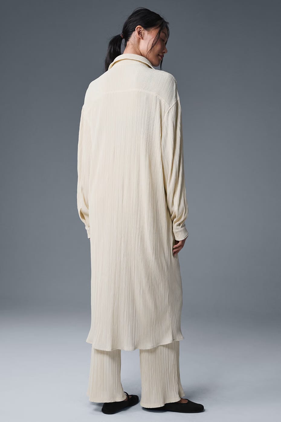 Alo Yoga Micro Plisse Shirt Dress