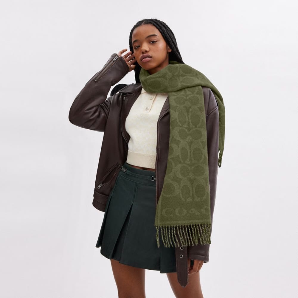 Coach Reversible Signature Cashmere Muffler Olive