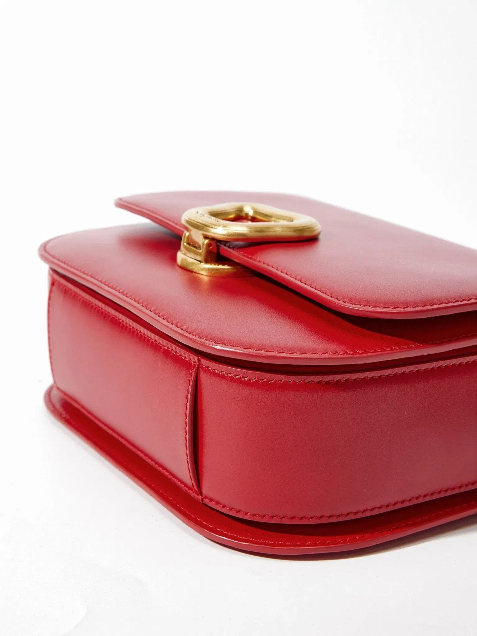 Songmont Medium Reset Tofu Bag Lucky Red