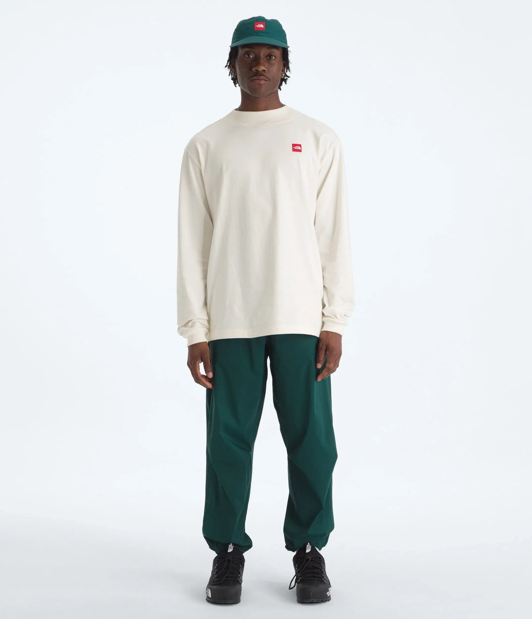 The North Face Men’s TNF™ Red Box Long-Sleeve Tee White Dune