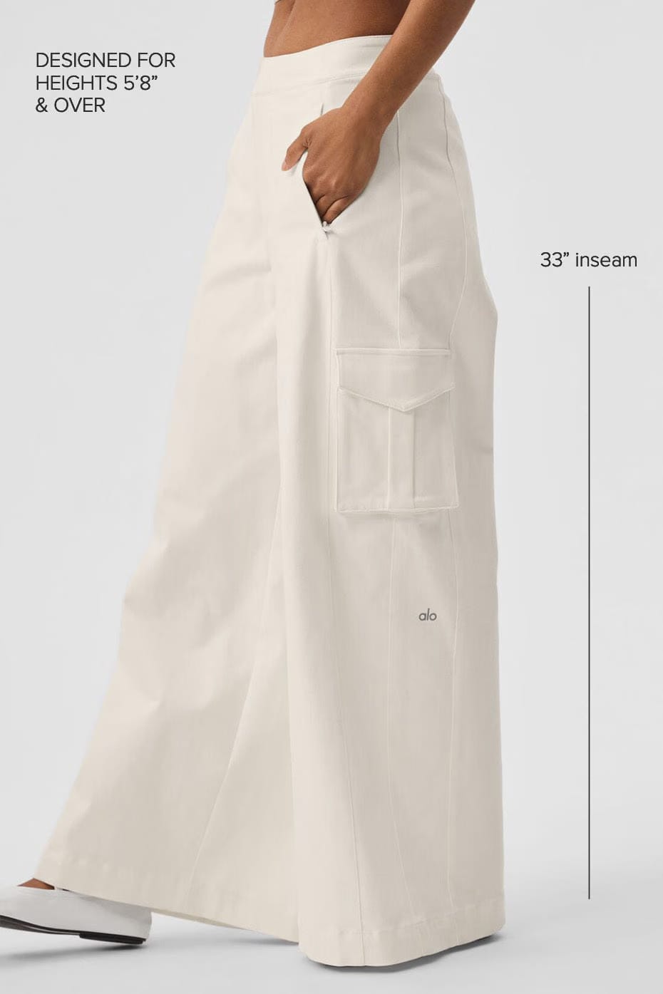 Alo Yoga Show Off Cargo Wide Leg Trouser (Long)