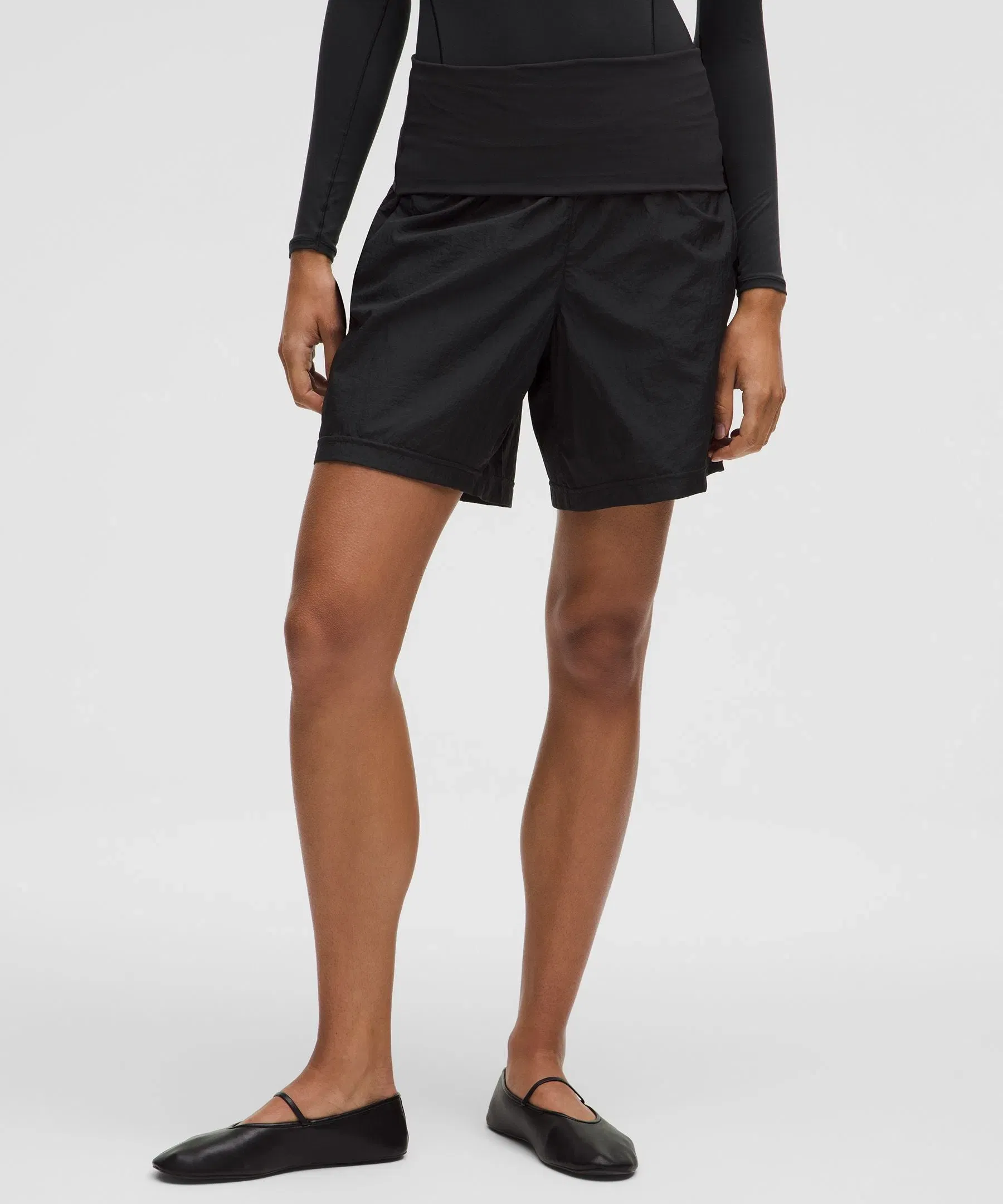 Lululemon Women's Lightweight Foldover-Waist Short 7"
