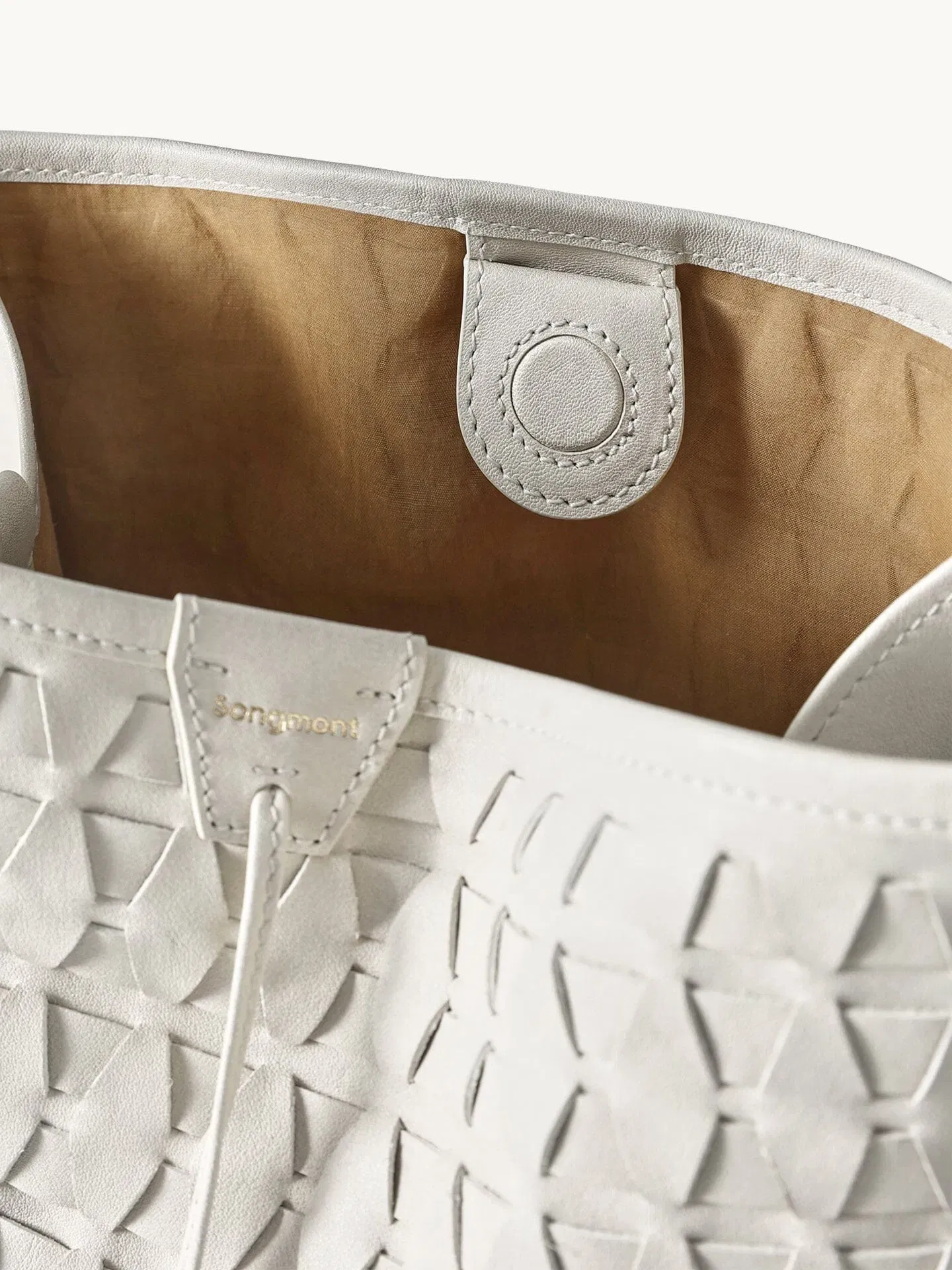 Songmont Lattice Bucket Bag Cloud