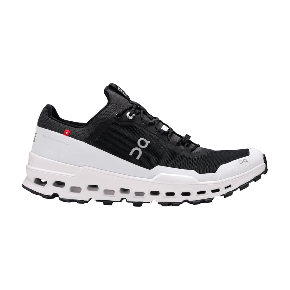 On Running Cloudultra Black White