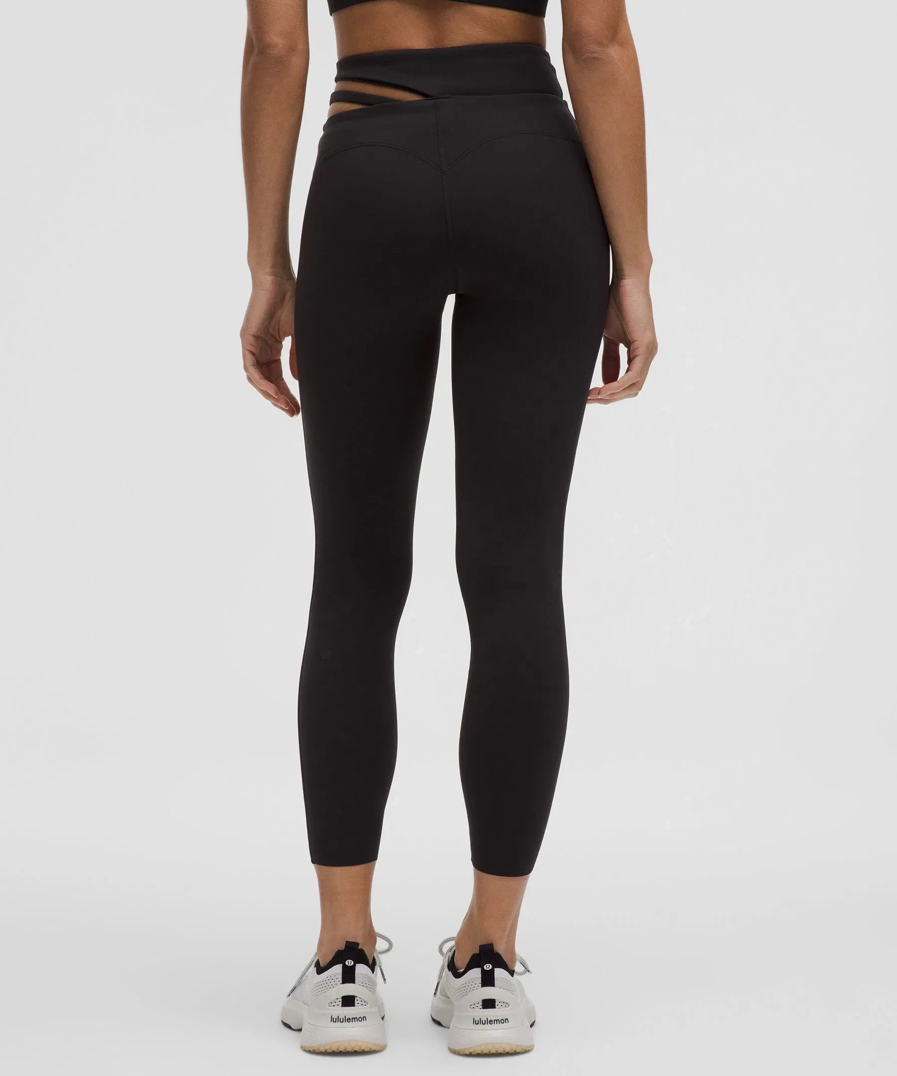 Lululemon Women's Cut-Out Waist High-Rise Train Tight 25"