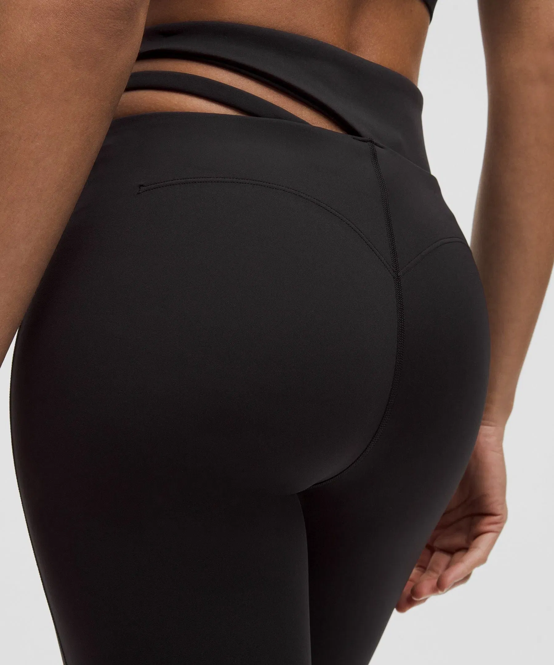 Lululemon Women's Cut-Out Waist High-Rise Train Tight 25"