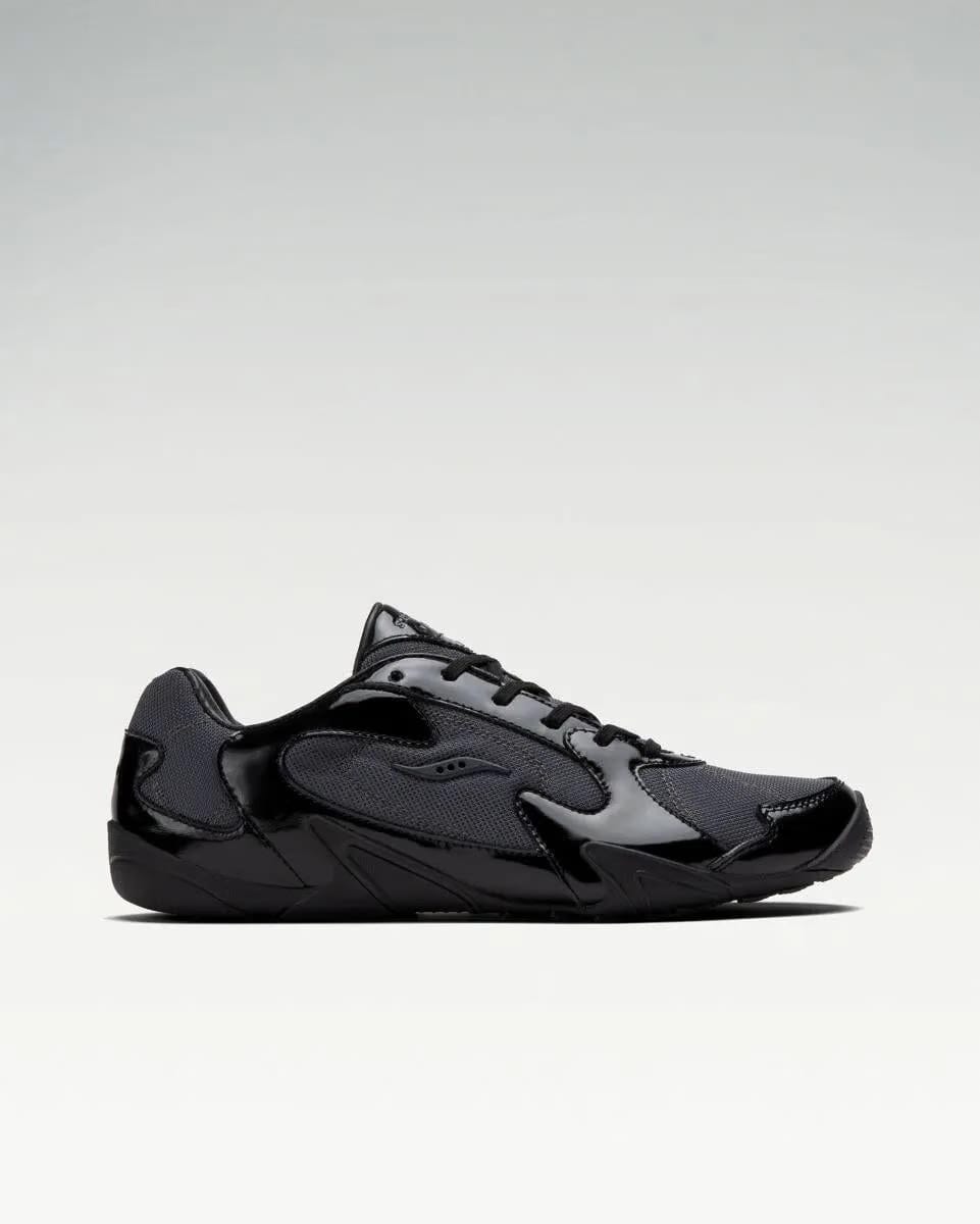 Saucony Momentum S Black | Iron