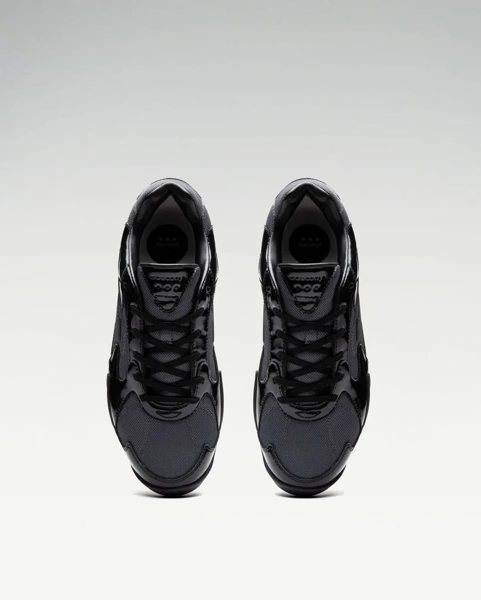 Saucony Momentum S Black | Iron