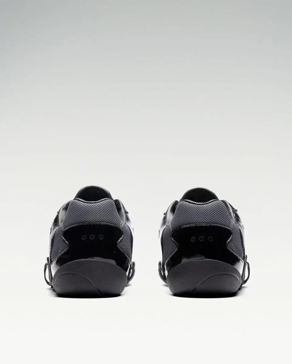 Saucony Momentum S Black | Iron