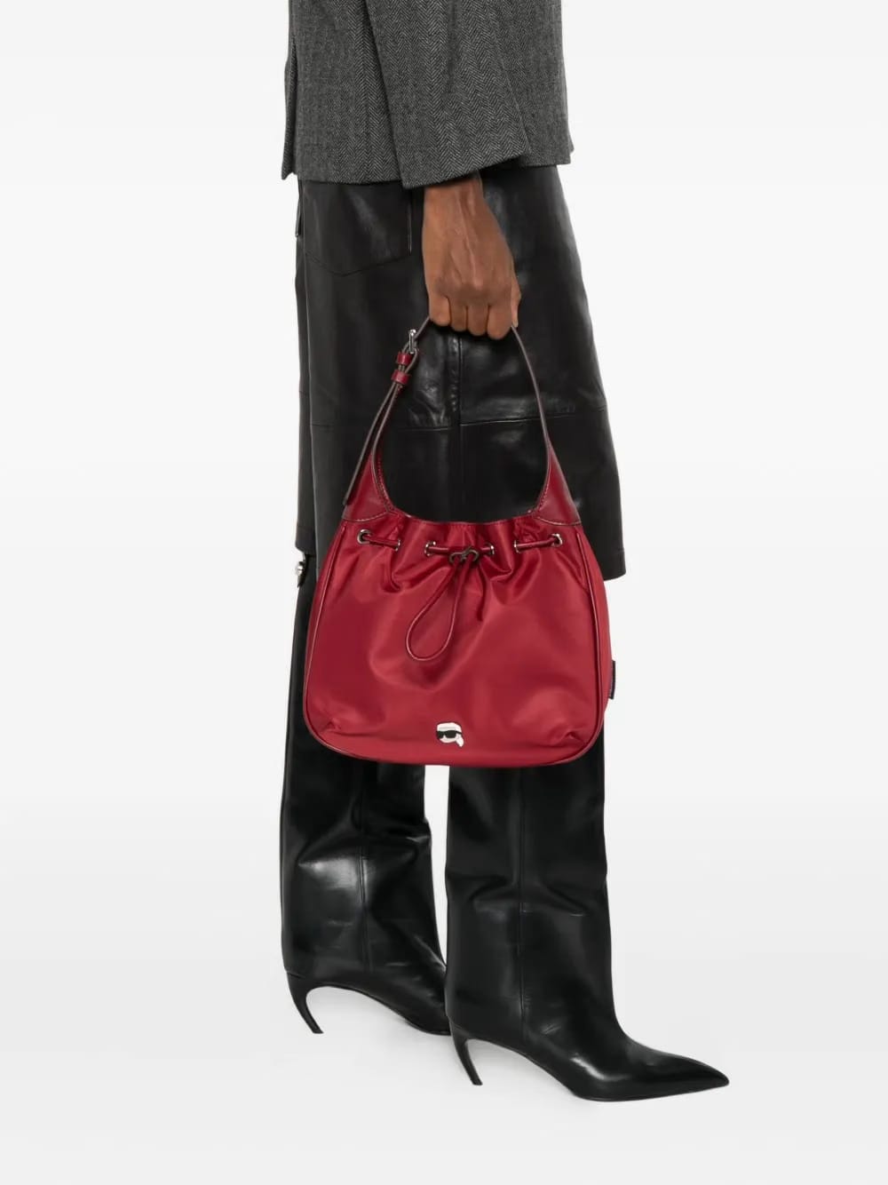 drawstring logo-patch shoulder bag