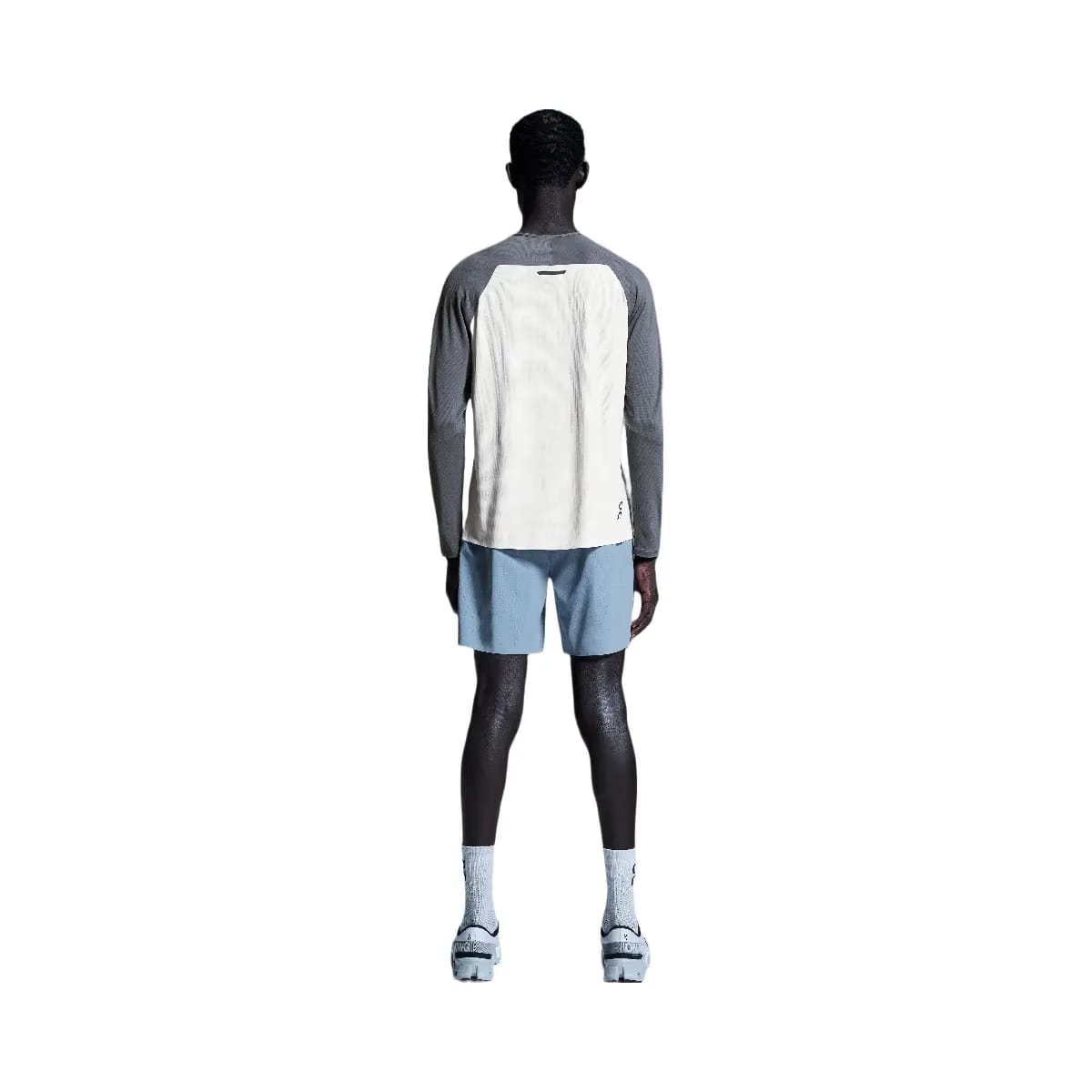 On 7" Performance Shorts Chambray