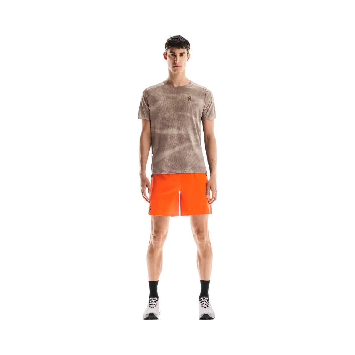 On 7" Performance Shorts Flame