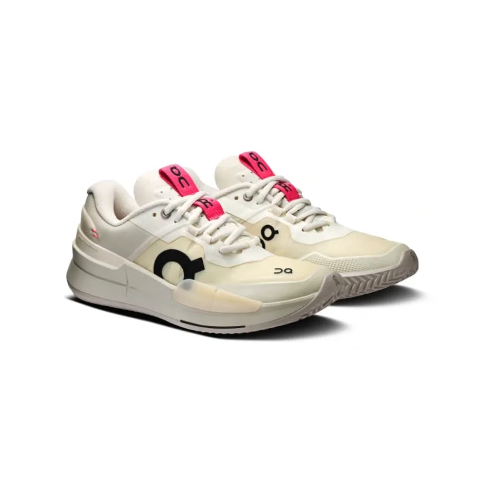 On Running The Roger Pro 2 Clay Ice Pink