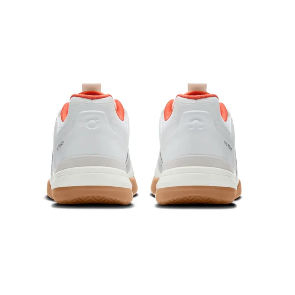 THE ROGER Clubhouse Pro Ivory | Flame