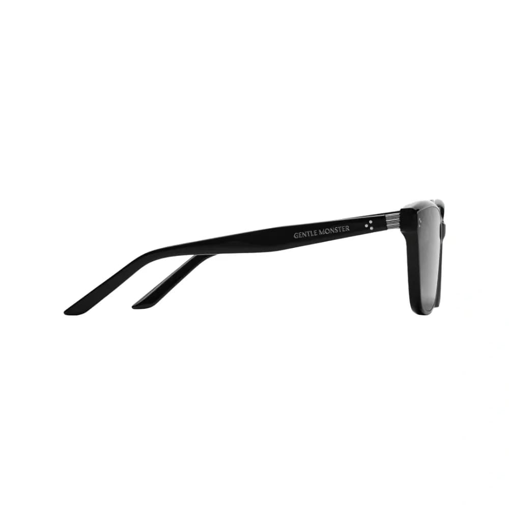 Gentle Monster Numer 01(G) Grey Lenses | Black Frame