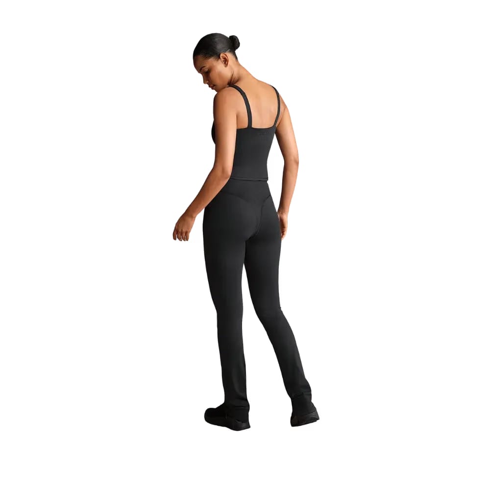 Nike X Skims Matte Women's High-Waisted V-Panel Straight Leggings OBSIDIAN