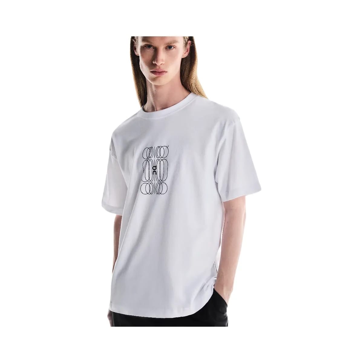 On Club-T Graphic White | Black