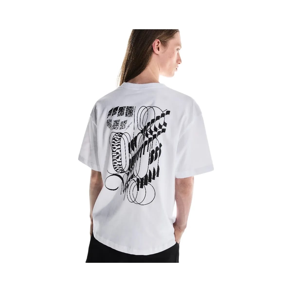 On Club-T Graphic White | Black