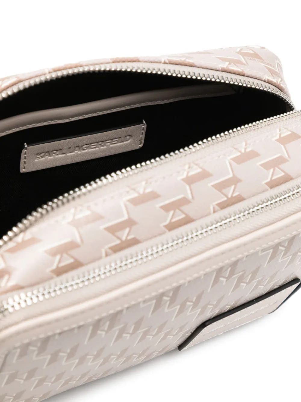 Kvoyage mini bag