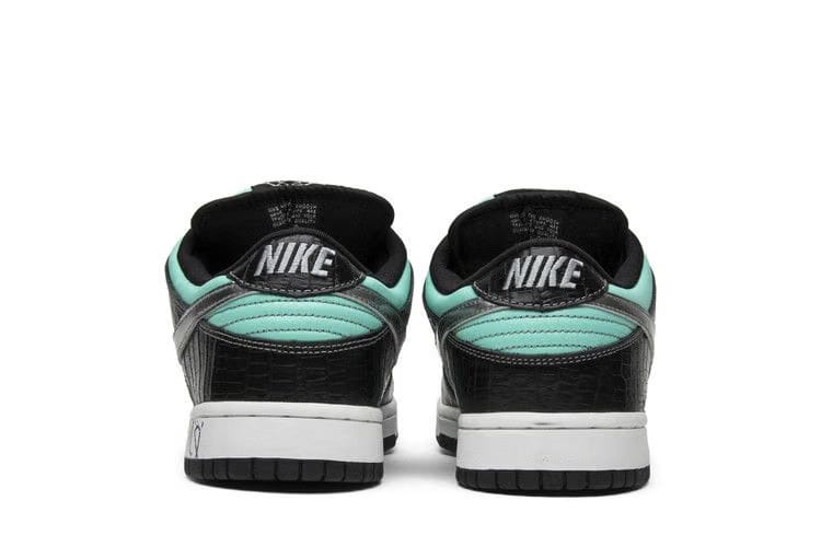 Nike SB Dunk Low Diamond Supply Co x Tiffany
