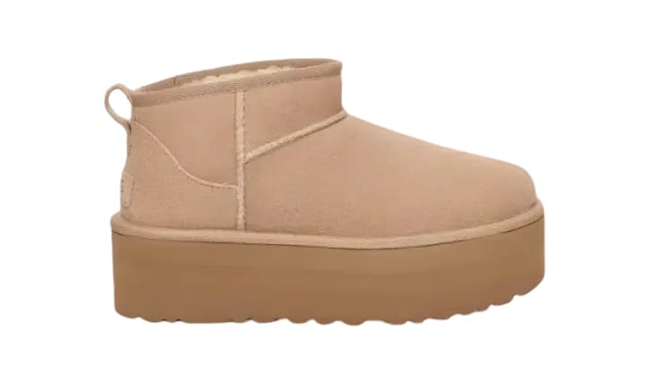 Uggs Classic Ultra Mini Platform Sand