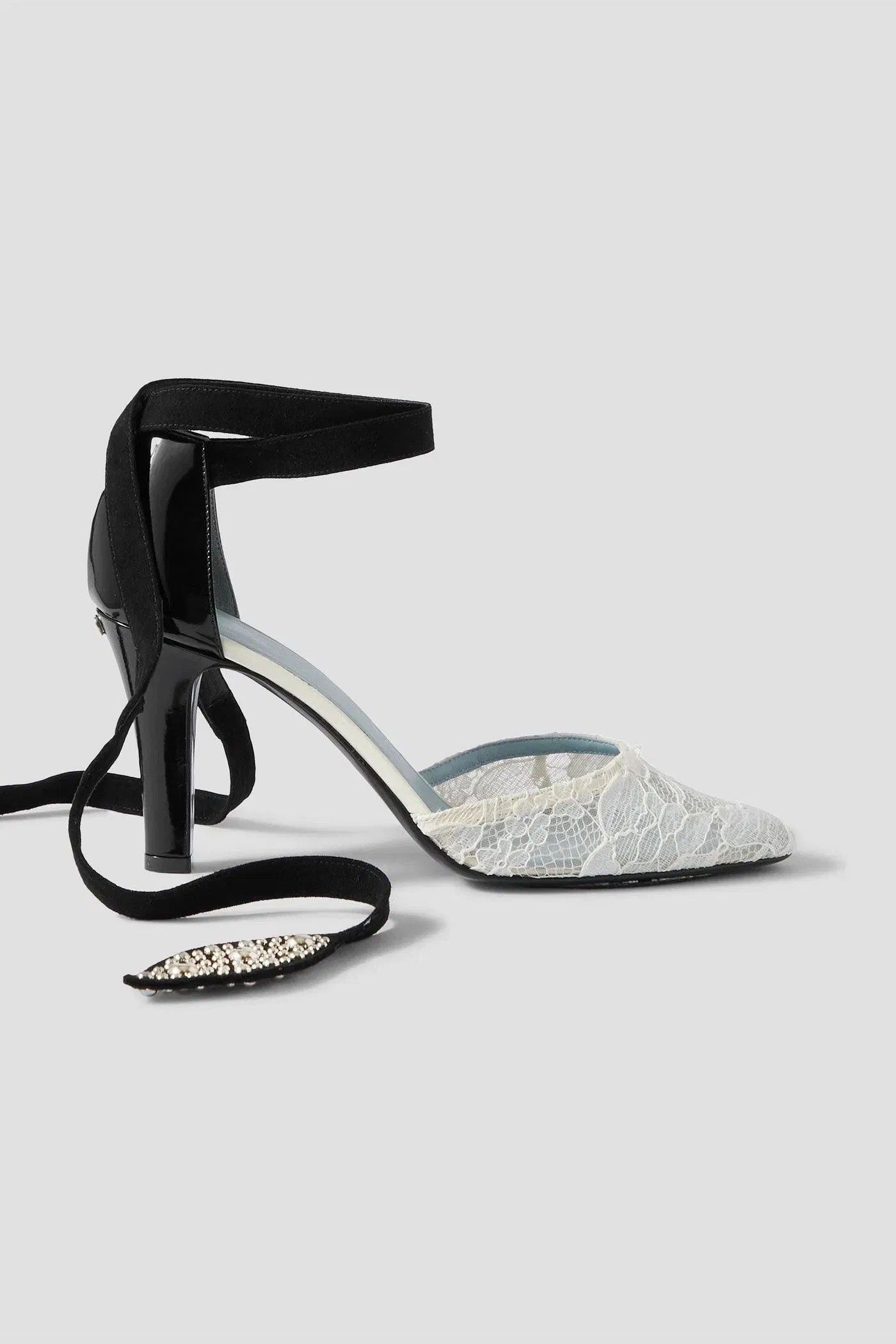 Valentino Garavani 85 Embellished Suede-Trimmed Corded Lace And Patent-Leather Pumps White Women's