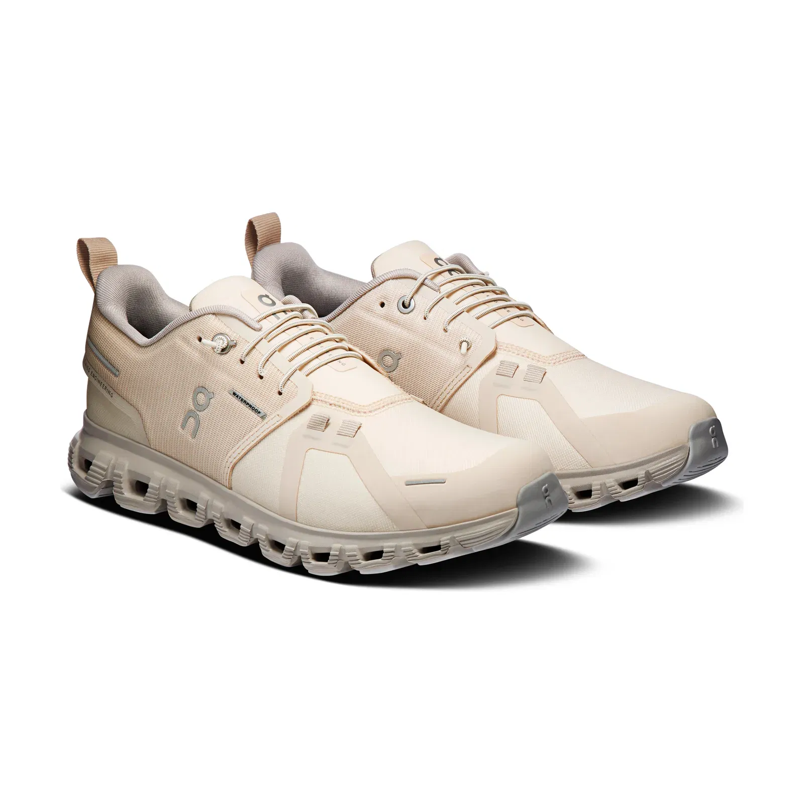 On Running Cloud 6 Waterproof Sand