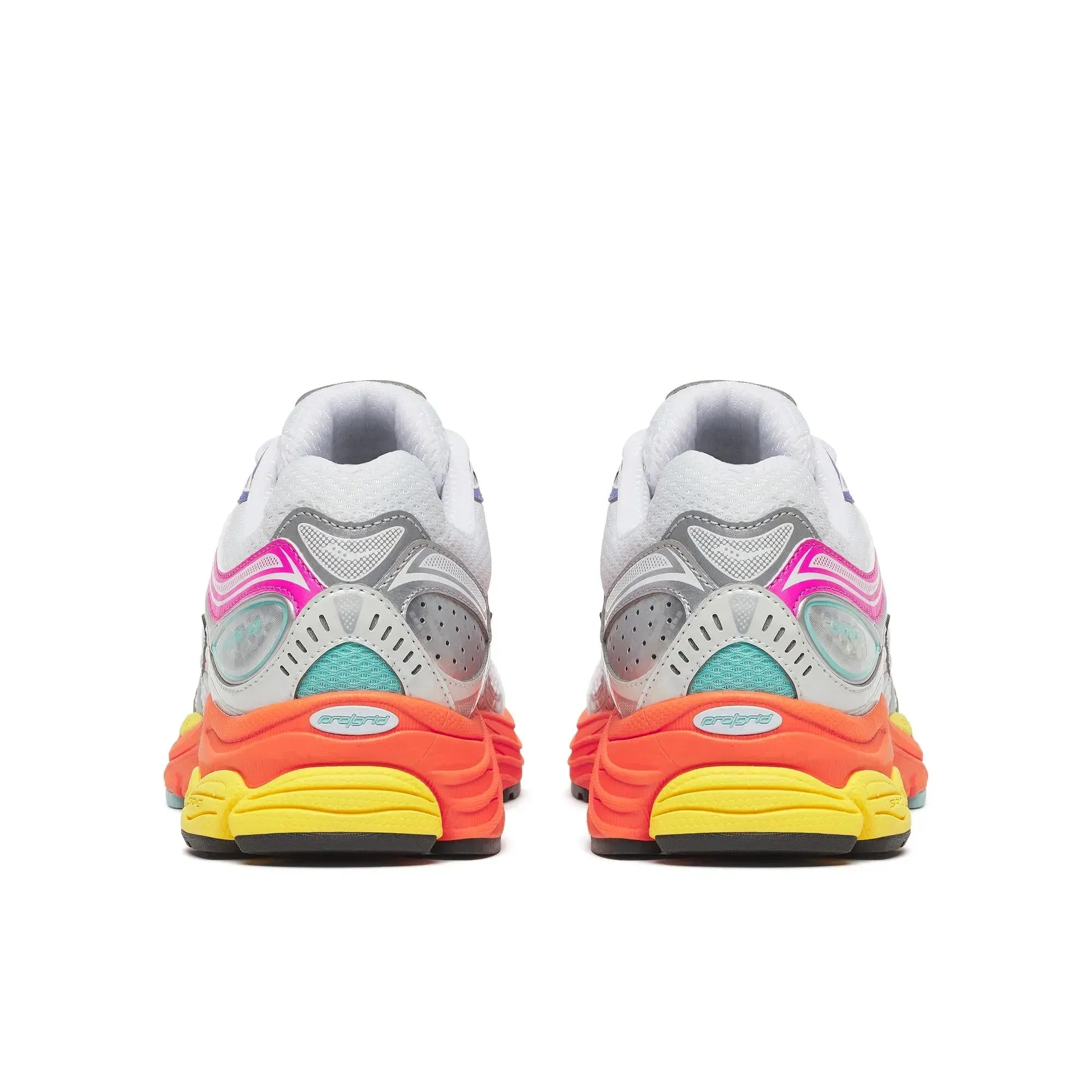 Saucony ProGrid Omni 9 White | Multi