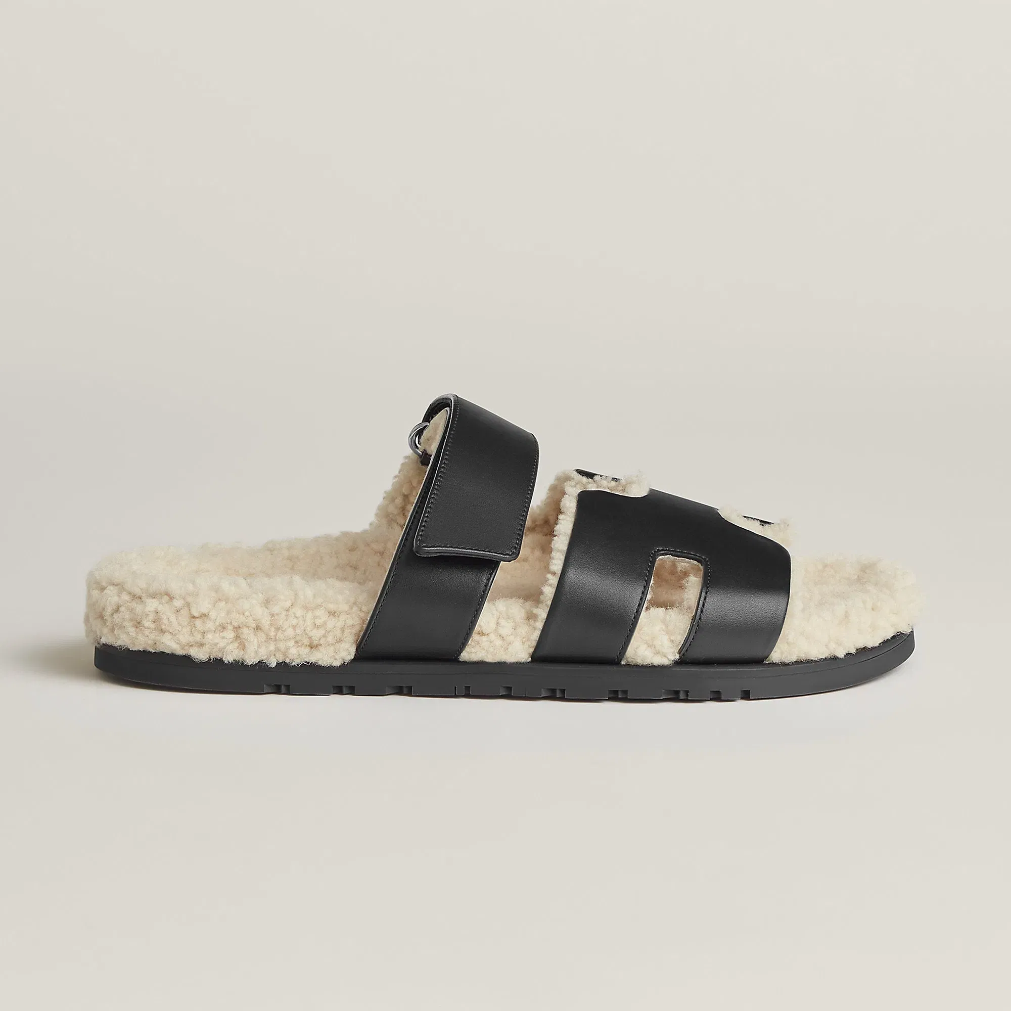 Hermes Chypre Sandal Noir