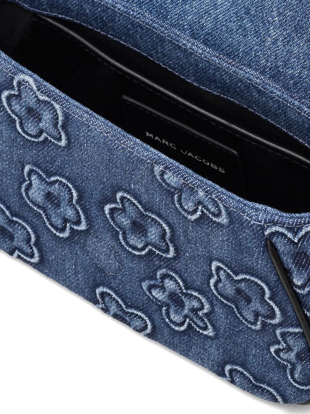 The Puffy Daisy Denim Clover shoulder bag