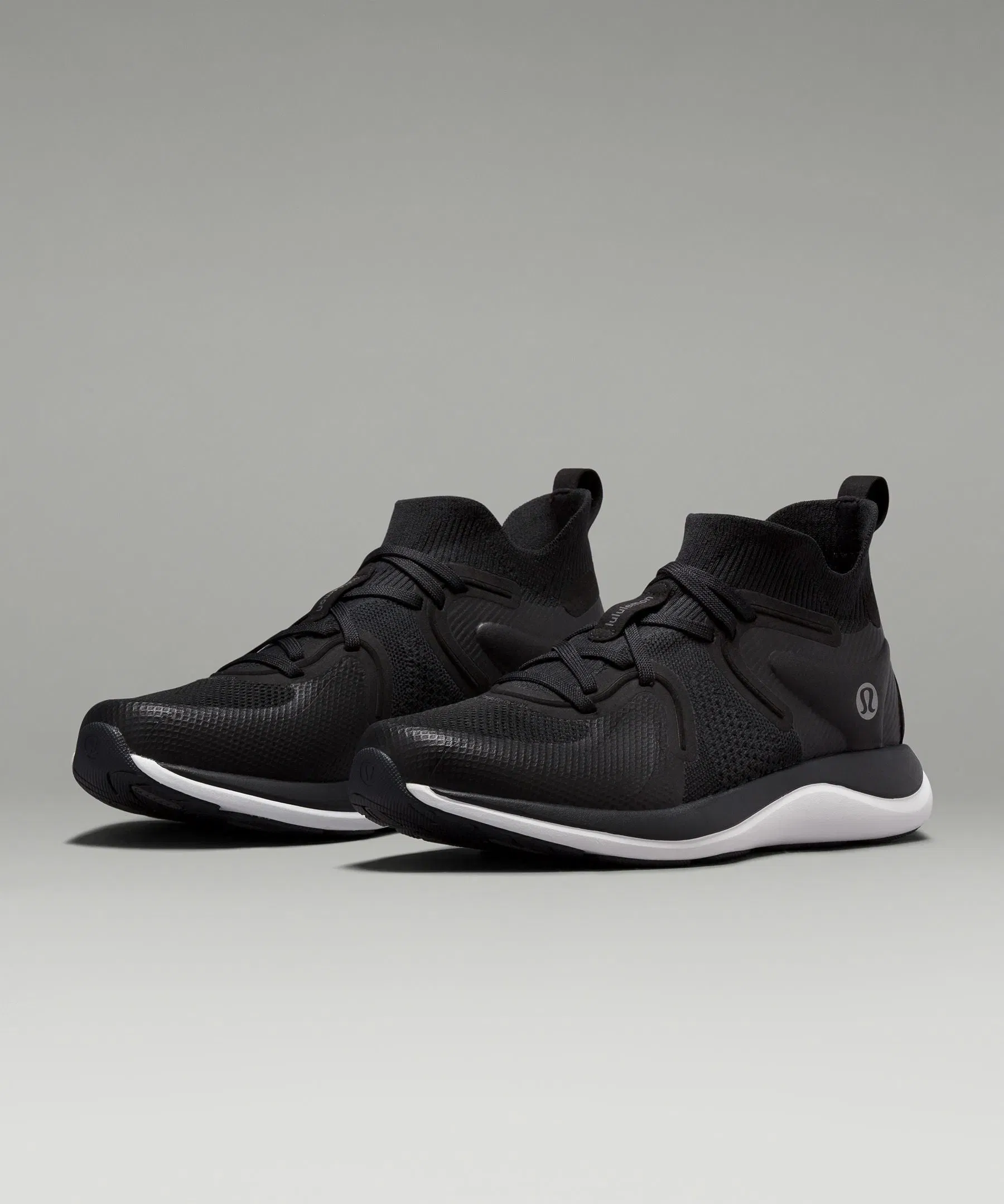 Lululemon Women's Chargefeel 2 Mid Workout Shoe