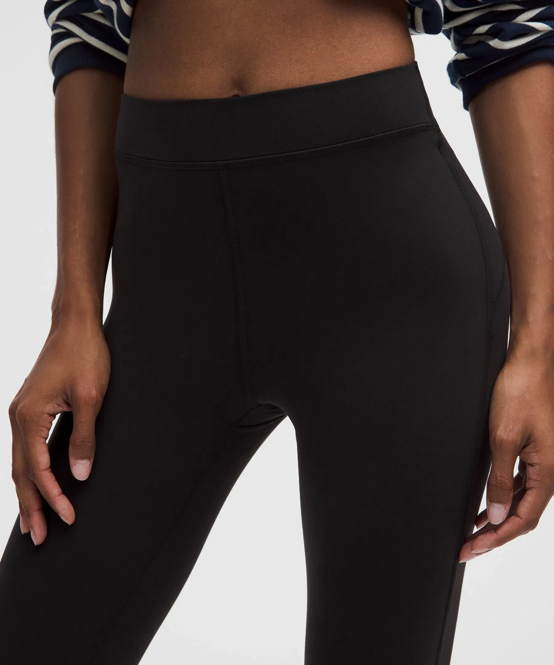 Lululemon Groove High-Rise Notched-Hem Crop 15"