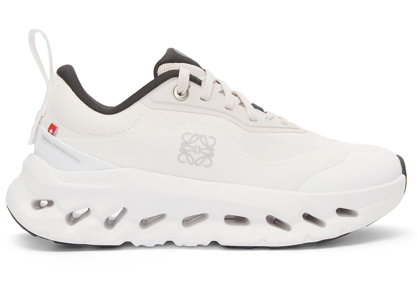 On Running Cloudtilt 2 Loewe Sand White
