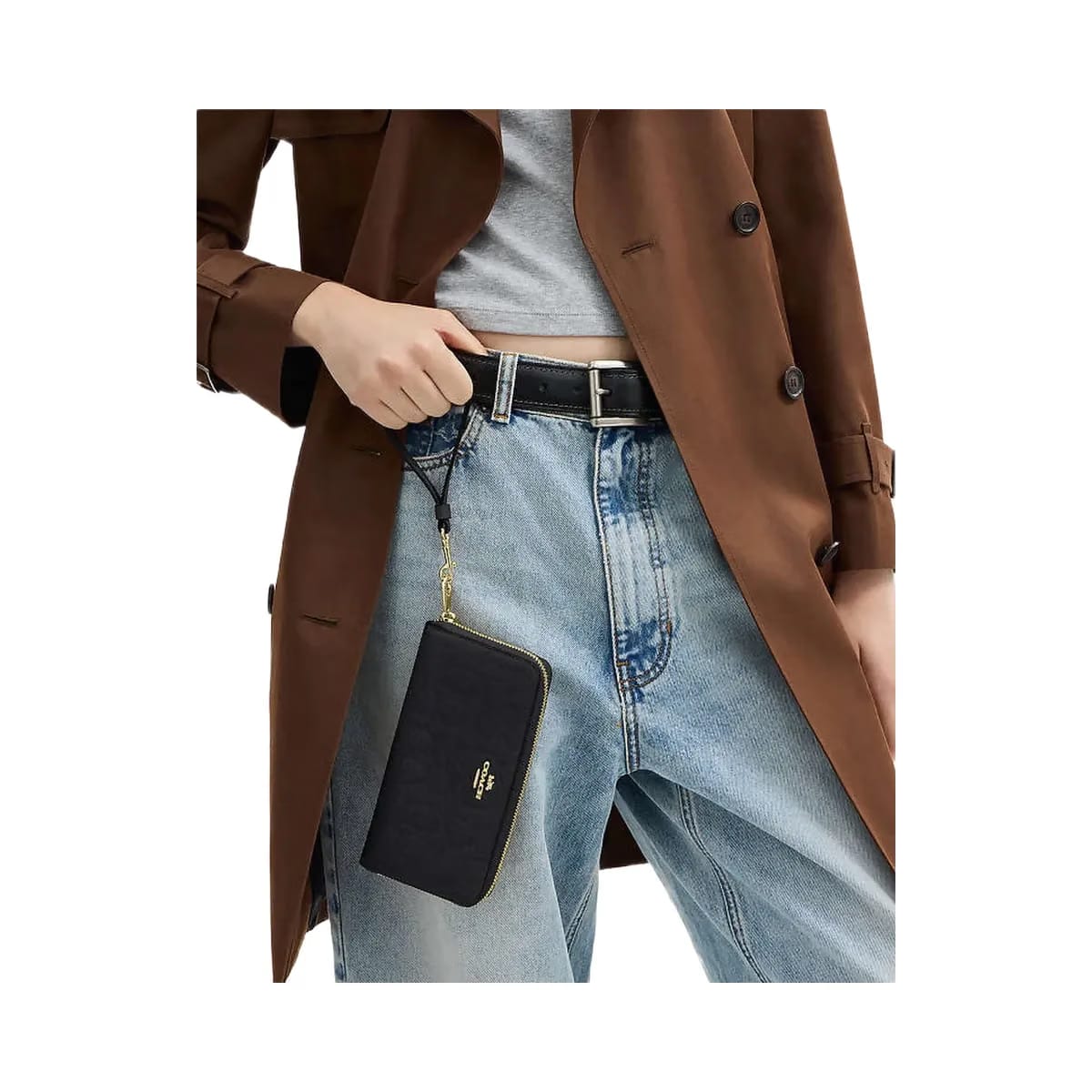 Coach Long Zip Around Wallet In Signature Leather Pebbled Leather-Gold-Black