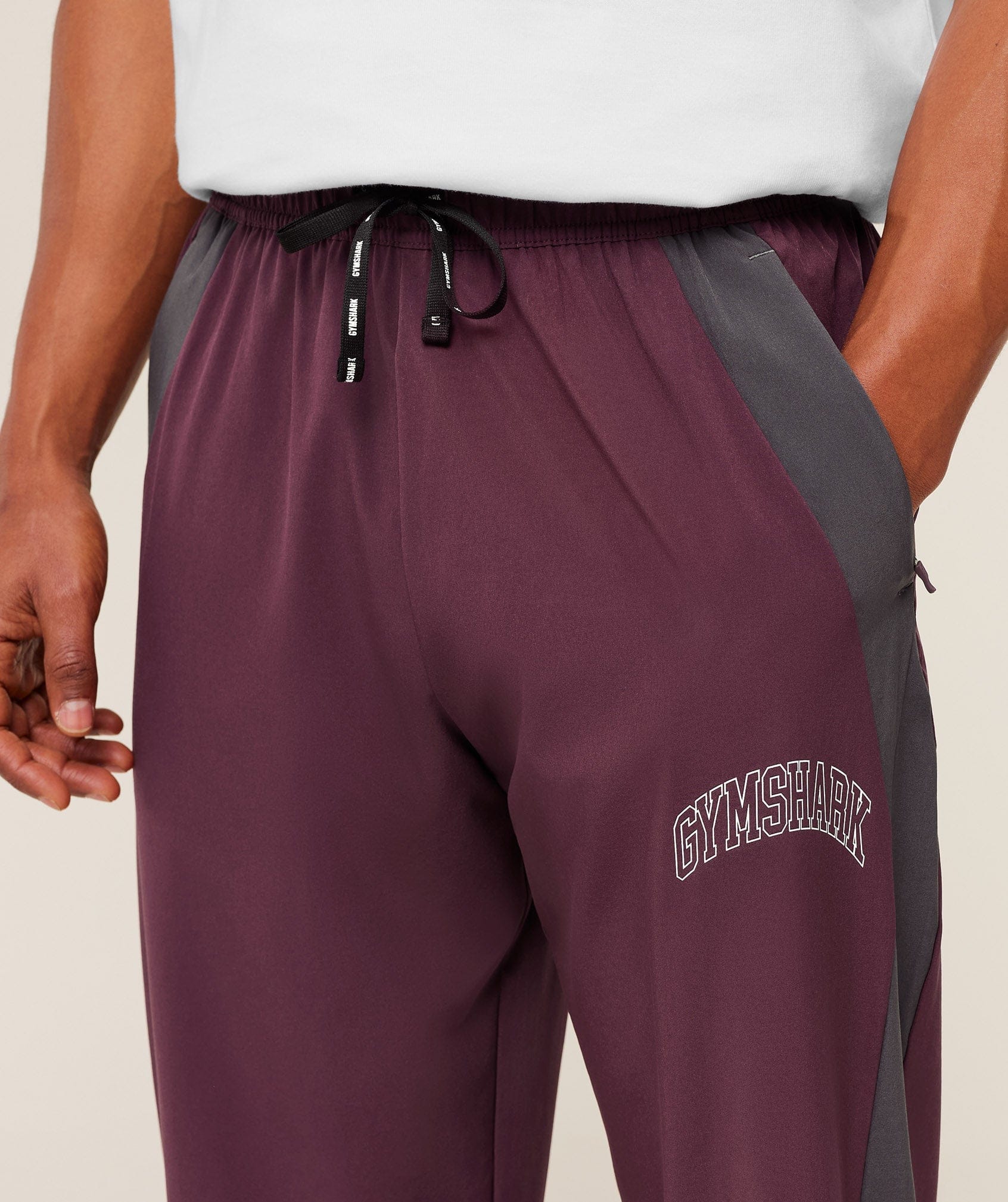 Gymshark Collegiate Tech Pants Gs Impact Burgundy