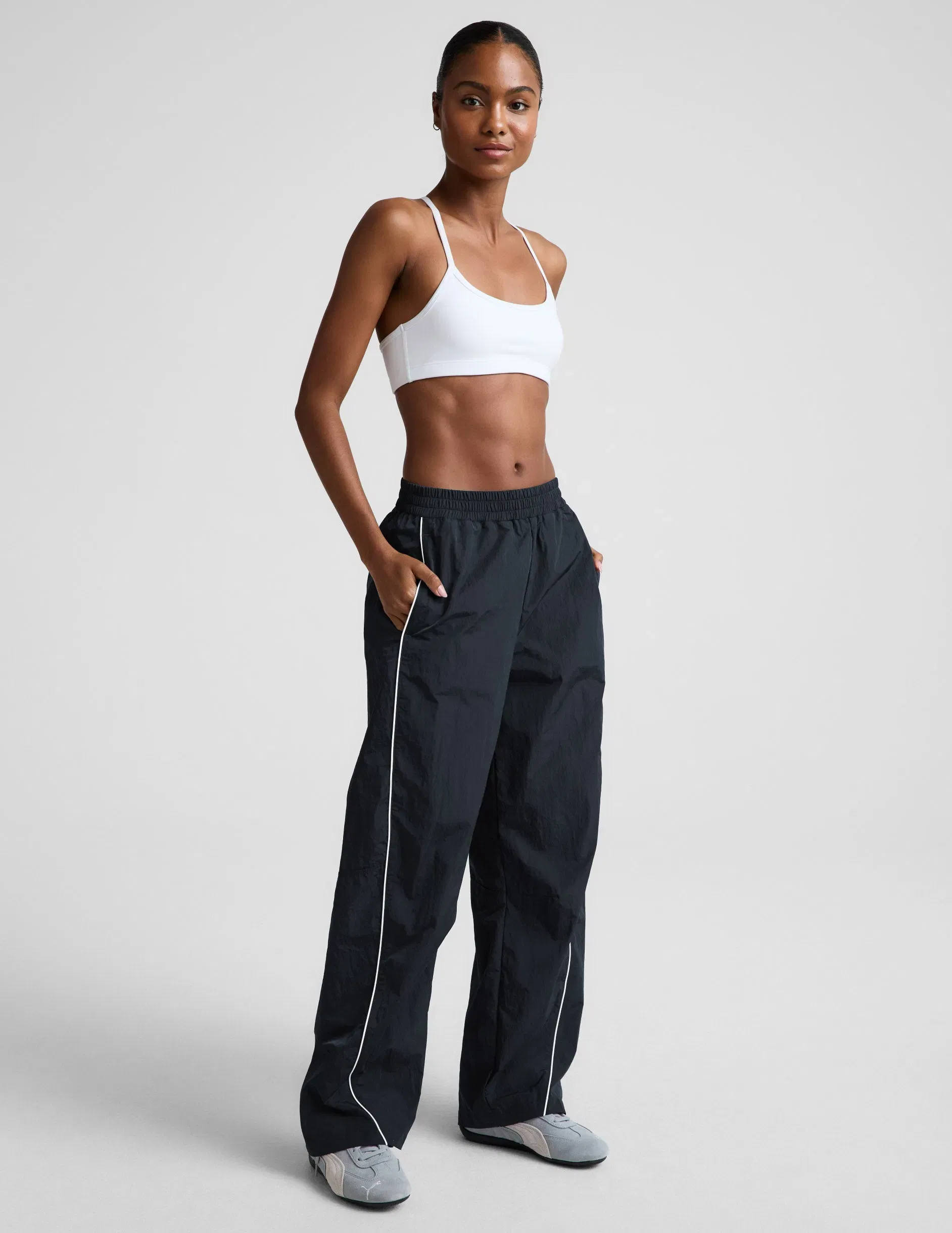 Beyond Yoga Limitless MidRise Barrel Leg Pant Women's