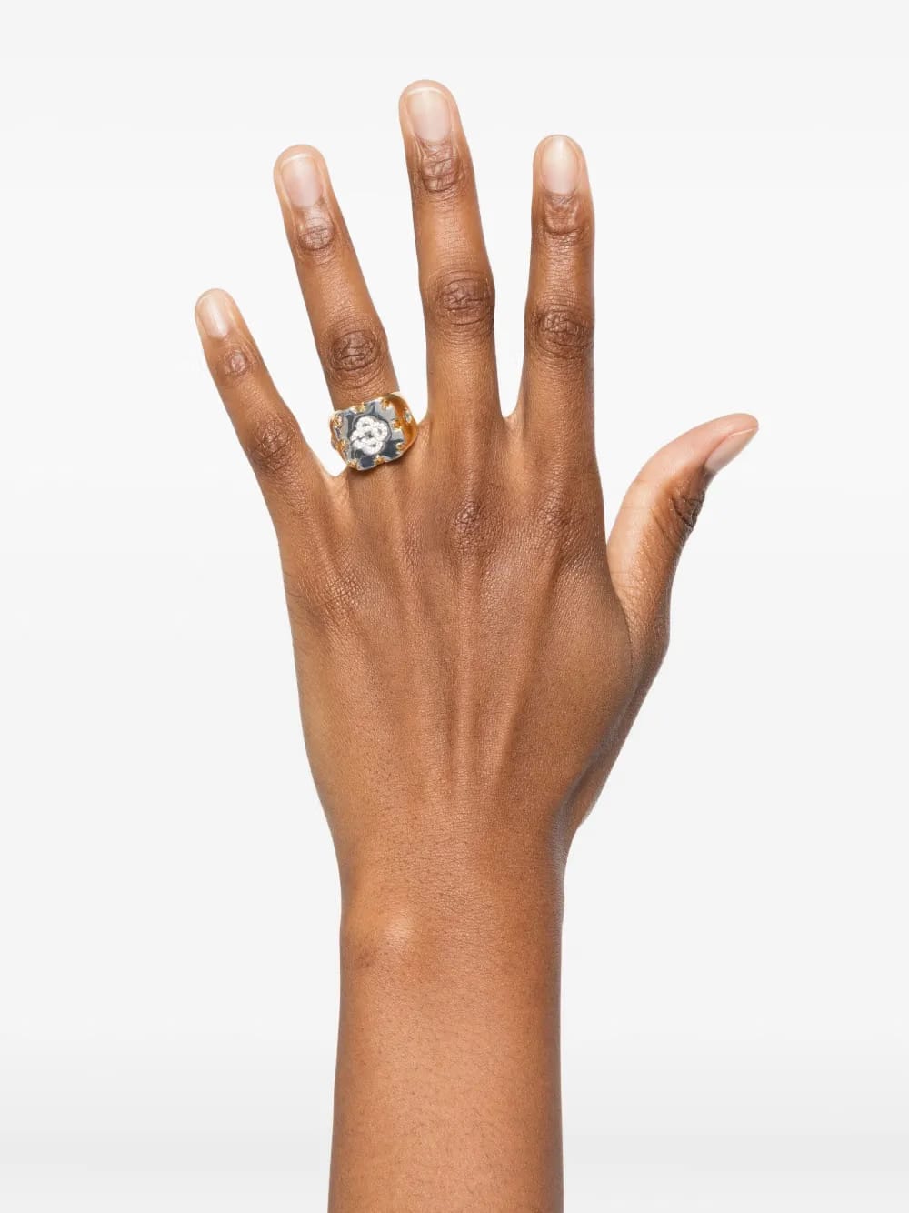 logo-embellished ring
