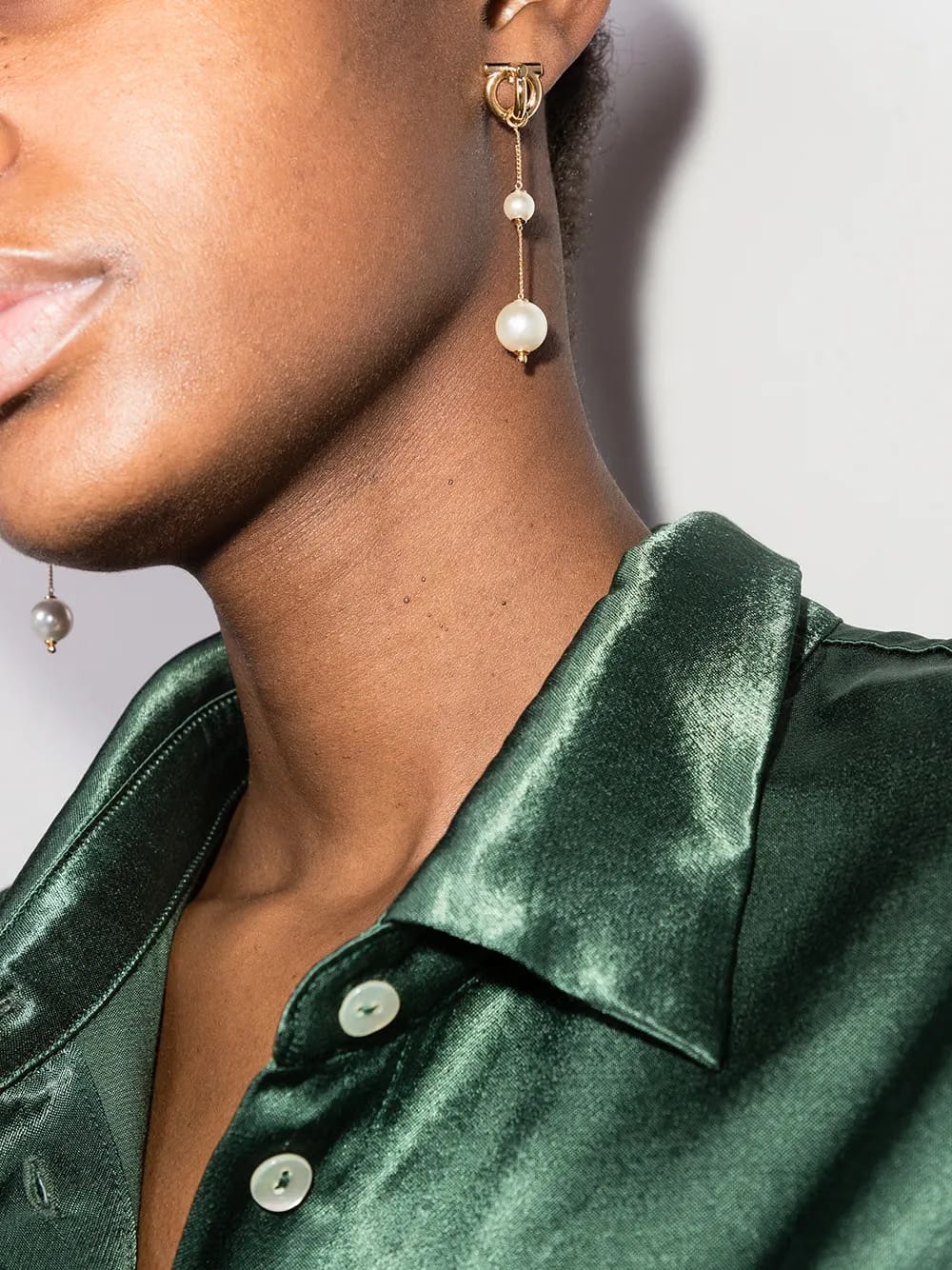 Gancini pearl-embellished drop earrings