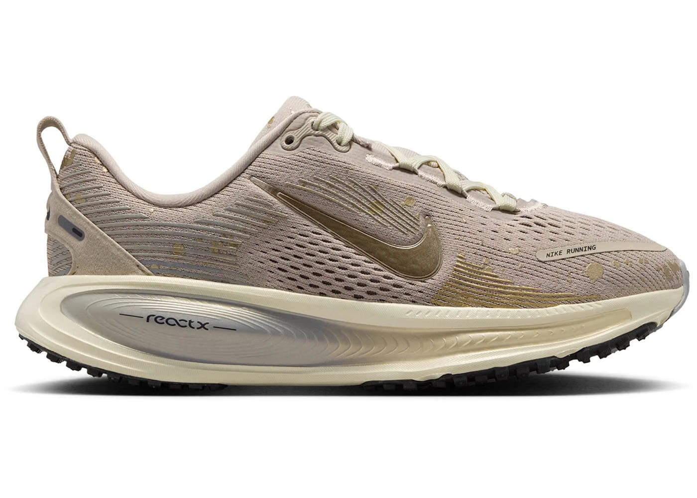 Nike Vomero 18 Cream Coconut Milk Metallic Gold Grain GS